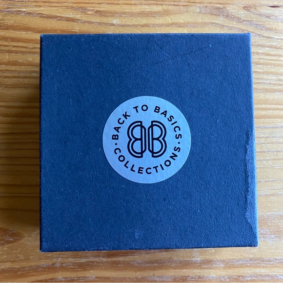 Brand New Siddhartha & Primitiwear Earrings - Picture 4 of 5